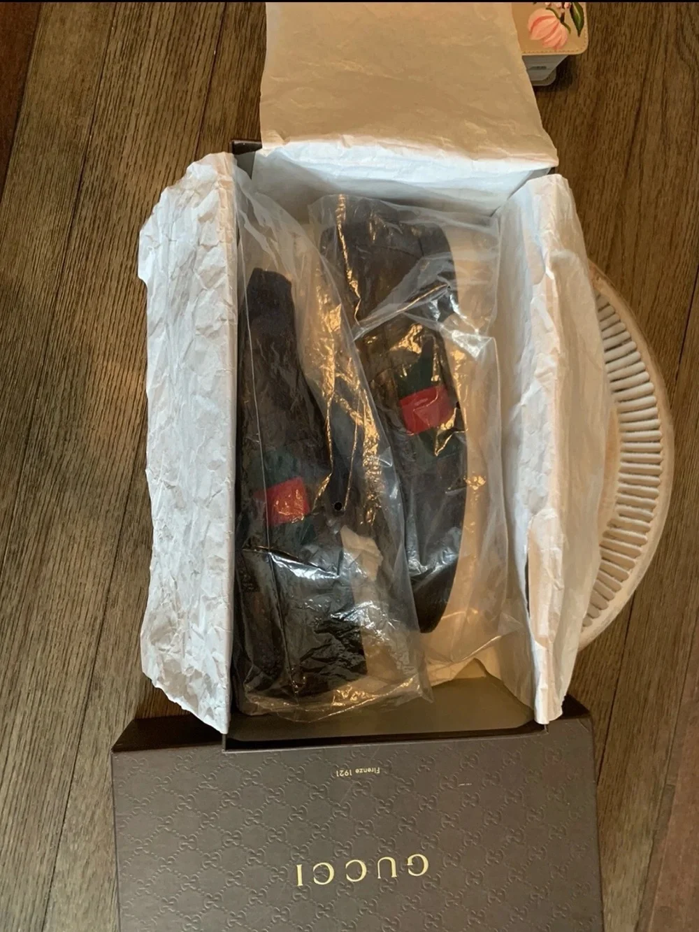 Gucci brown leather